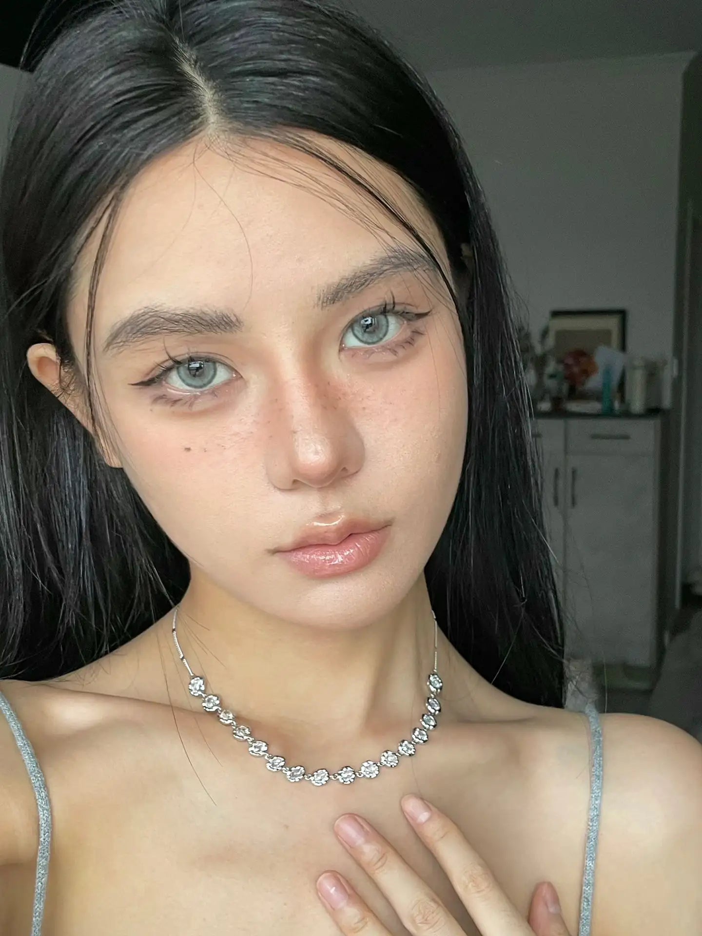 SALE 14.5 Con4U【日抛】 澄澈海蓝色叠加雾蒙蒙灰色调 高冷混血感冰美人